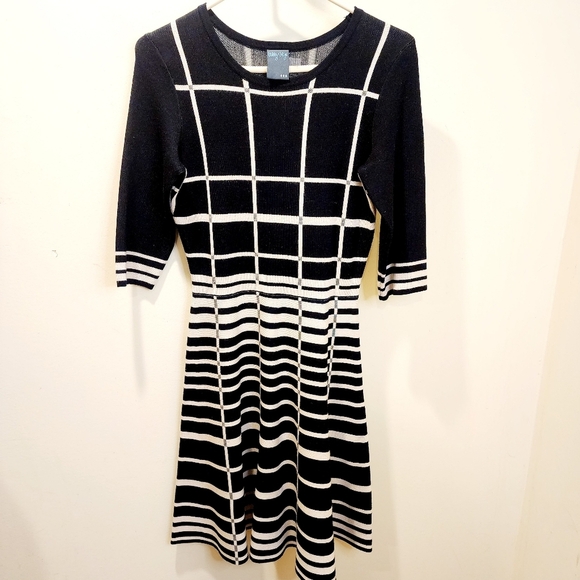 Gabby Skye Knee-length Casual Plaid Sweatee Dress size S - Picture 3 of 10